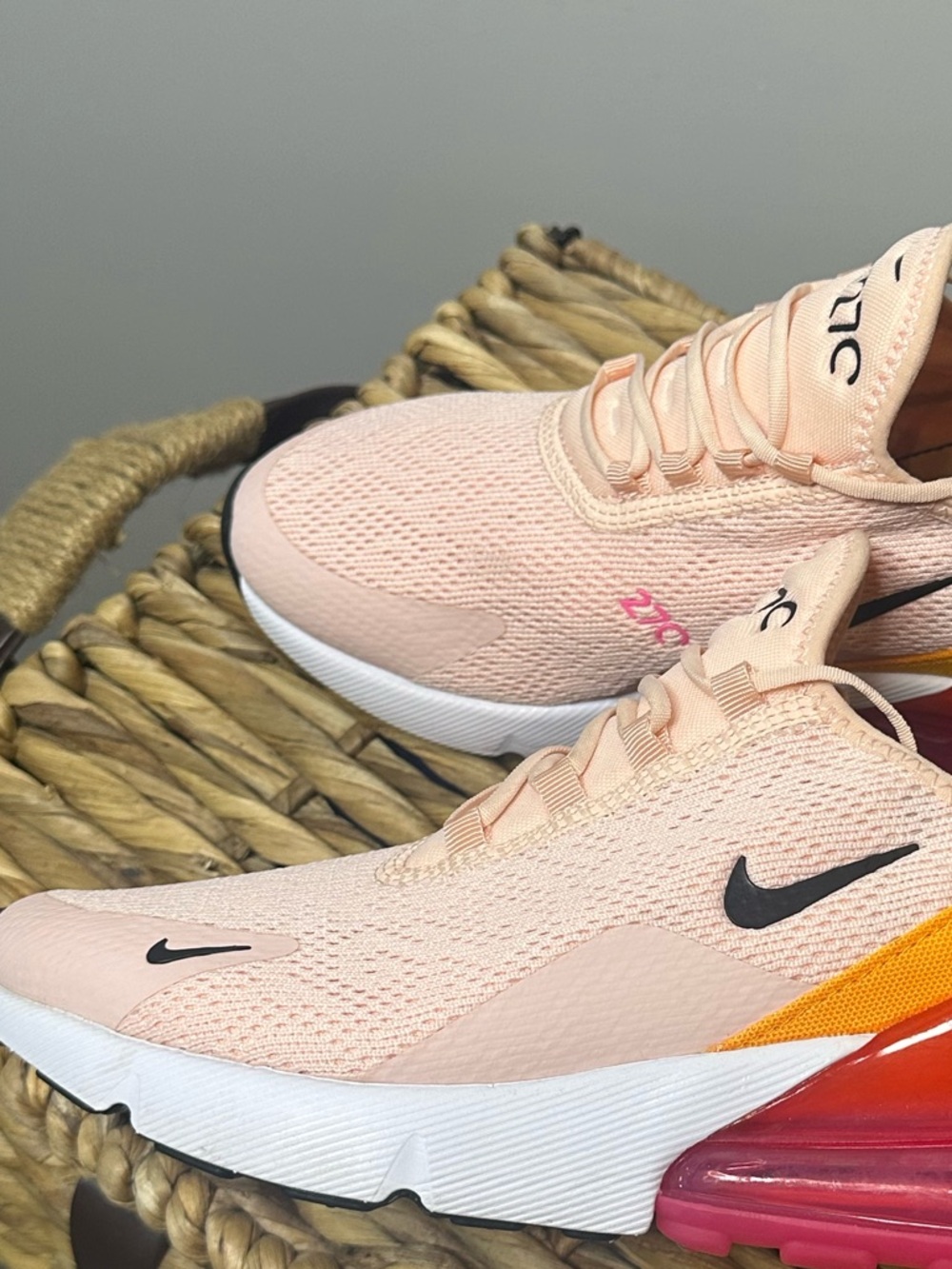 Nike Air Max 270 - Picture 14 of 14